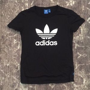 Adidas t-shirt